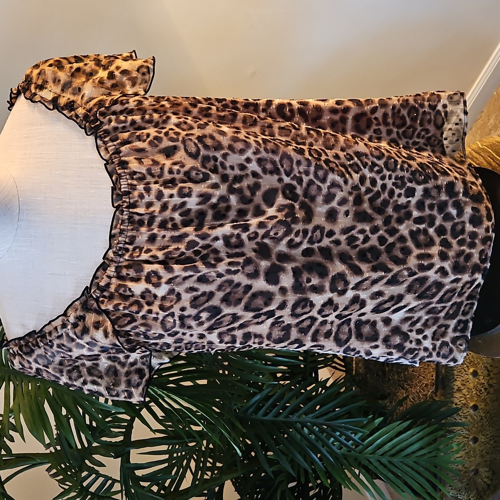 WHBM cap sleeve animal print blouse